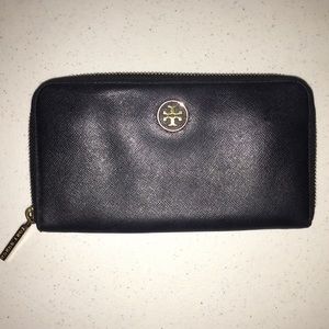 Tory Burch Robinson Wallet